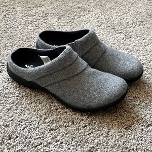 Merrell Shoes Womens 5.5 Mule Slip On Dassie Stitch Slide Wool Gray Comfort Flat